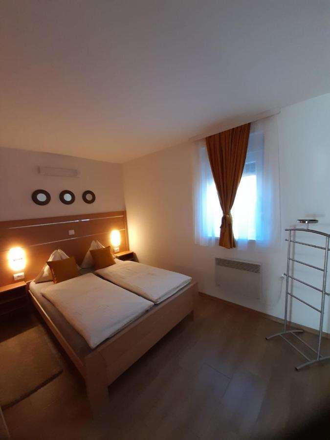 Apartmani Lotus Rednek Kültér fotó