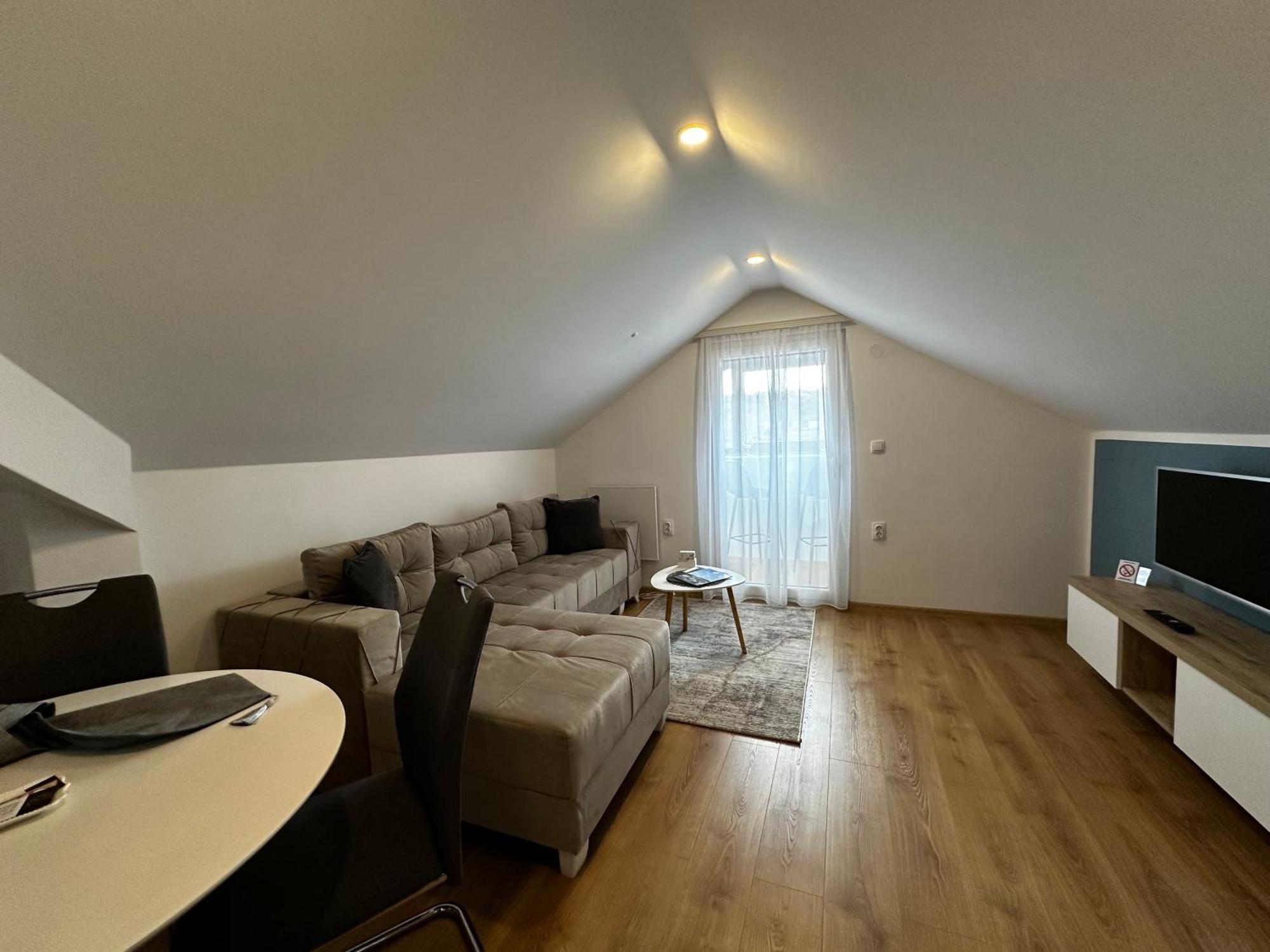 Apartmani Lotus Rednek Kültér fotó