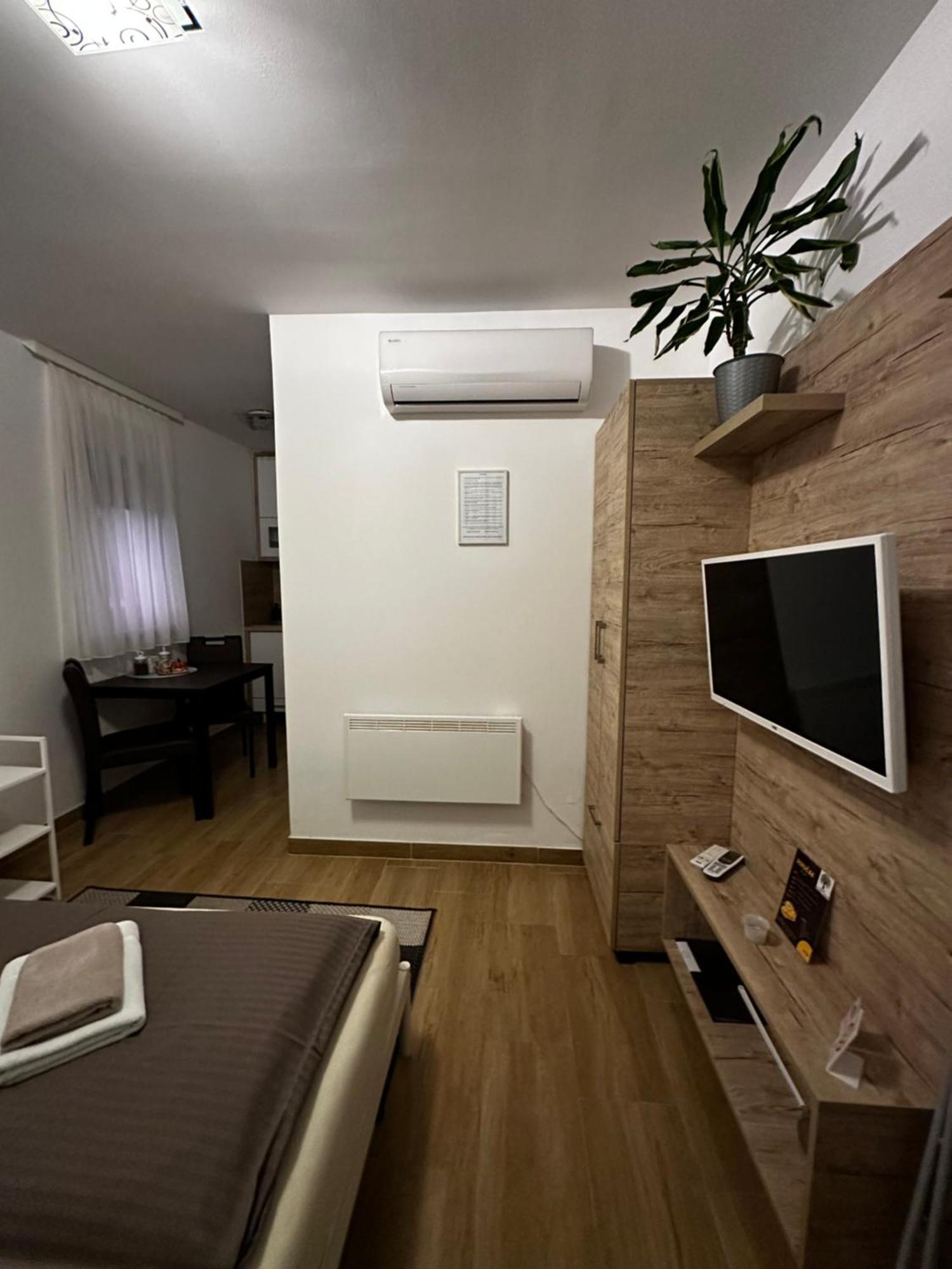 Apartmani Lotus Rednek Kültér fotó