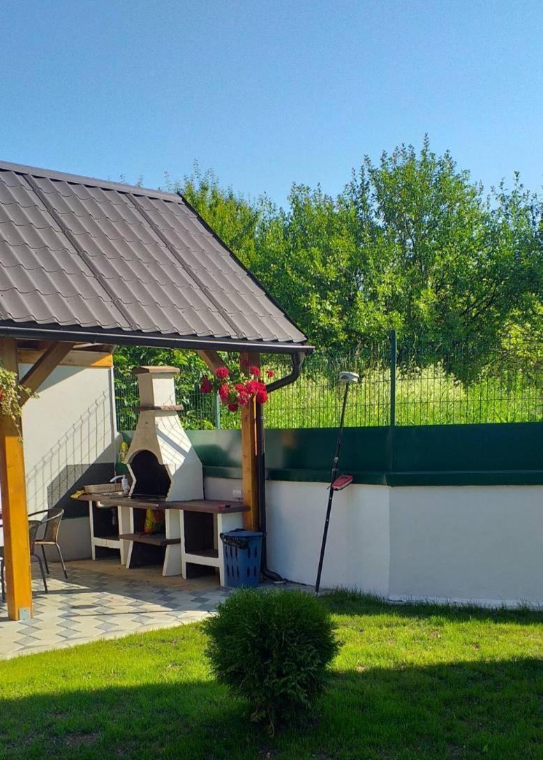 Apartmani Lotus Rednek Kültér fotó