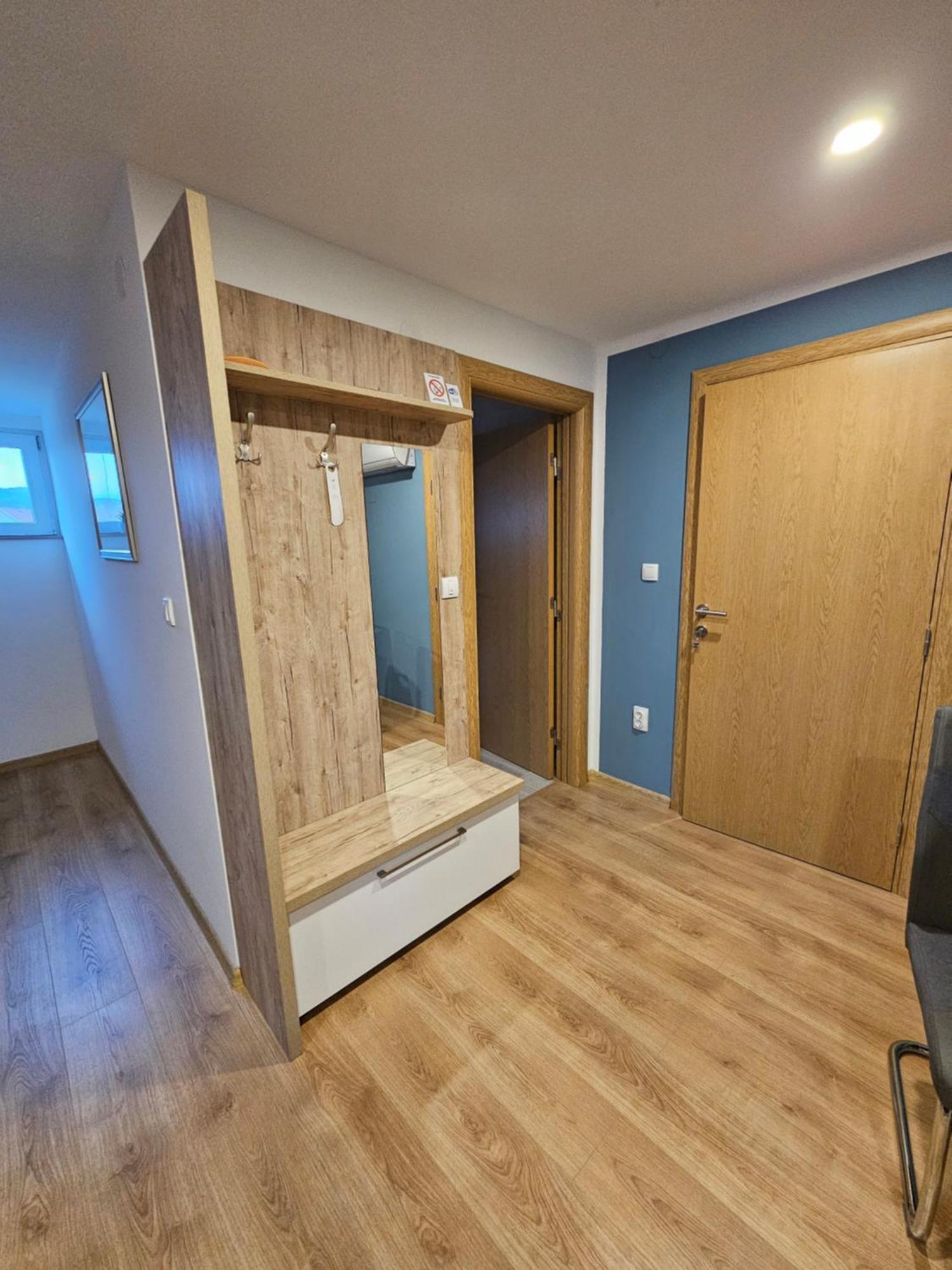 Apartmani Lotus Rednek Kültér fotó