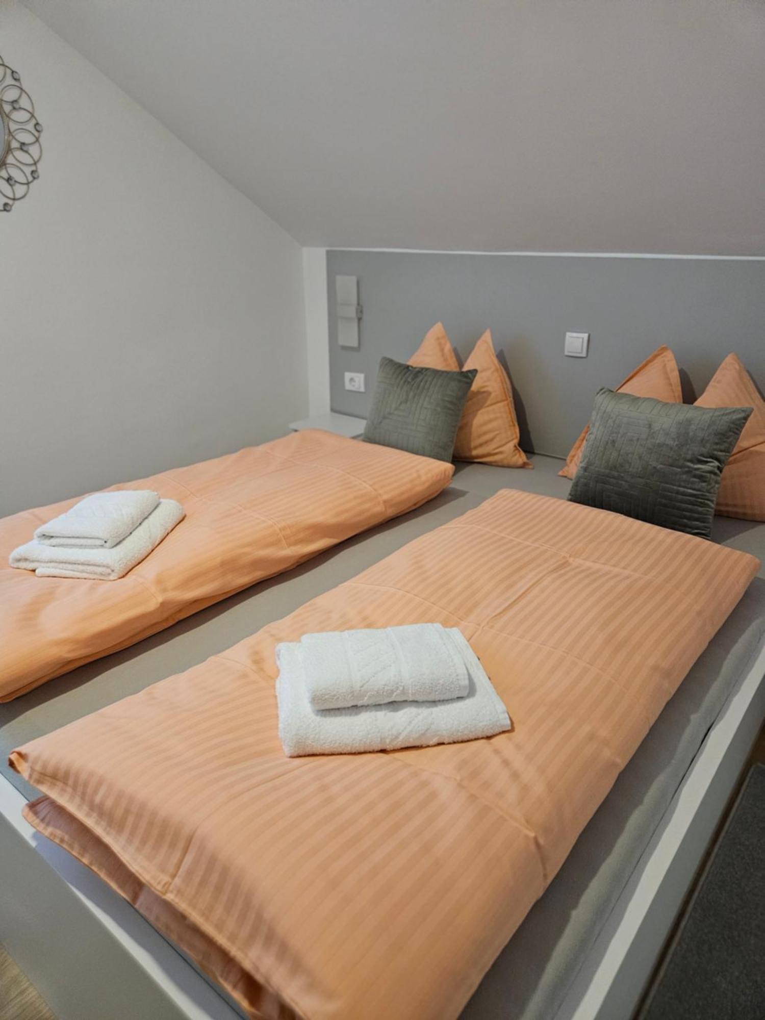 Apartmani Lotus Rednek Kültér fotó